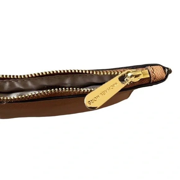 NWOT Michael Kors Leather Caramel/Tan Clutch/Wristlet - Picture 3 of 7